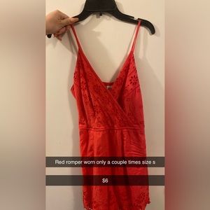 Super cute closet clean out!  have prices on pics! All in very good condition!